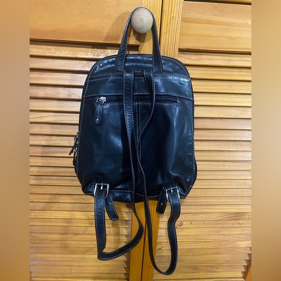 Tignanello Black Leather Backpack - Picture 3 of 9